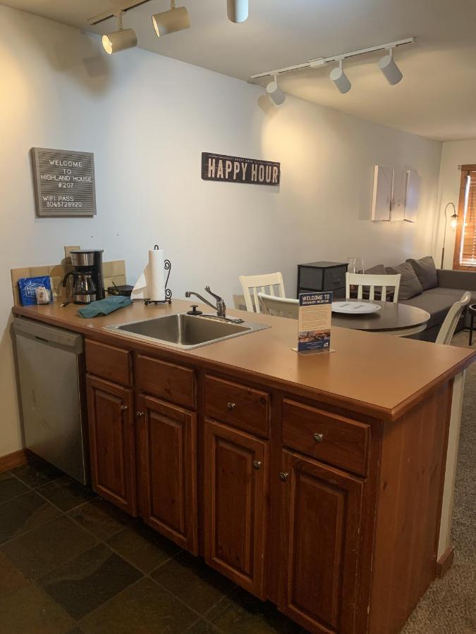 Highland House 207 Slopeside, Village Area, Ski In Out Snowshoe Extérieur photo
